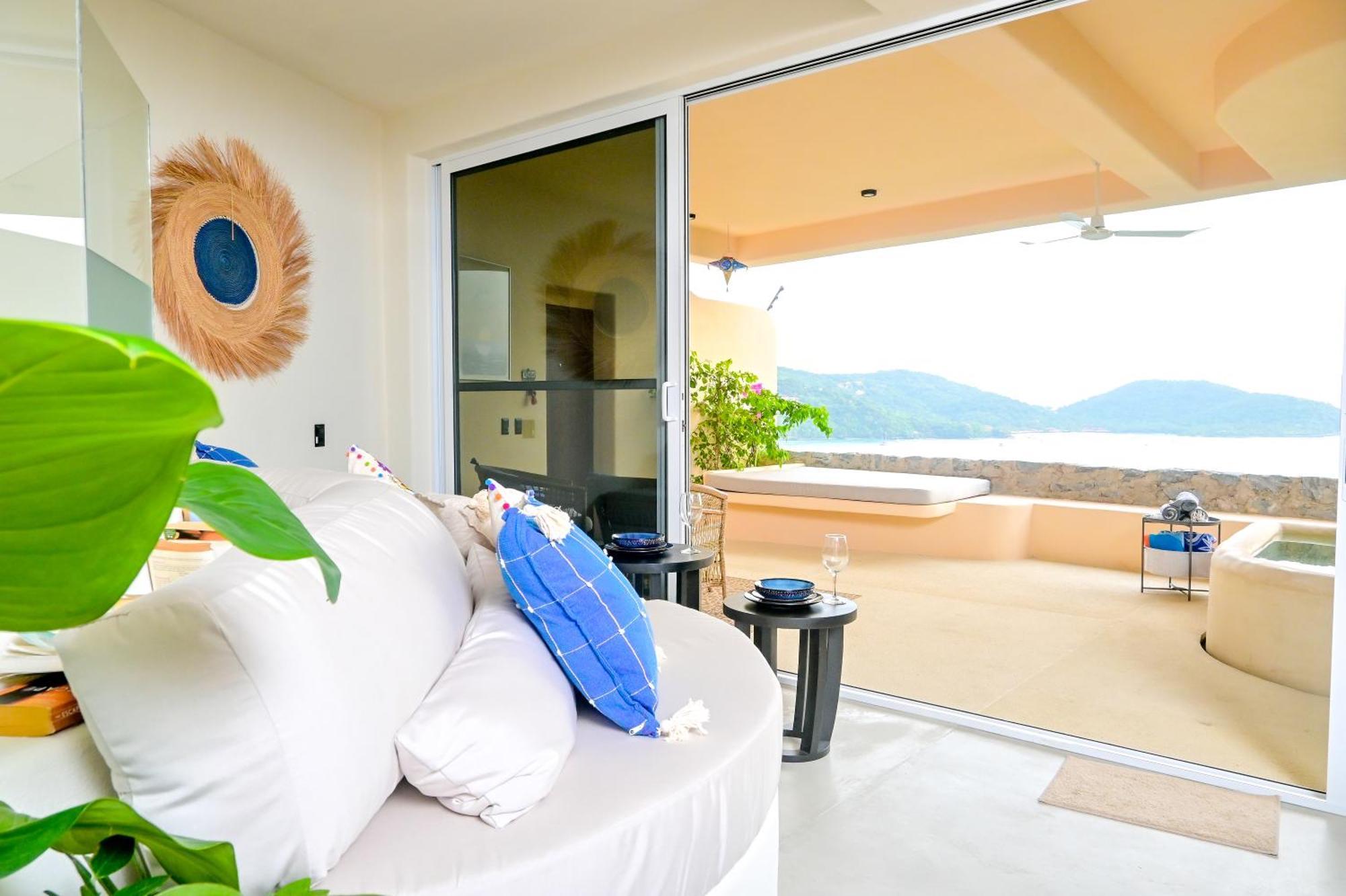 The Sunset Villas Zihuatanejo Exterior photo